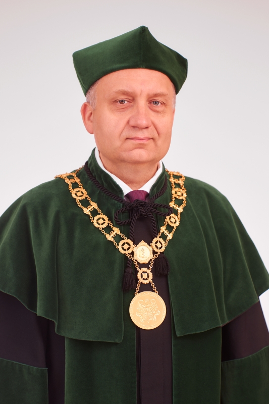 prof. dr hab. Bartłomiej Perek